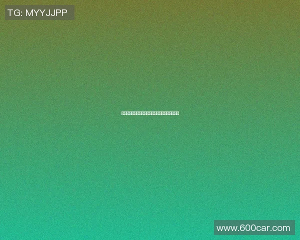 足球明星拉单杠高清图片展示力量与技巧的完美结合